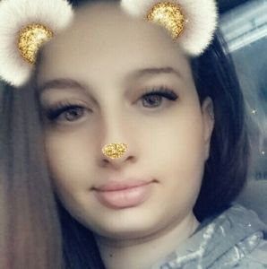 Meet your Posher, Tessa